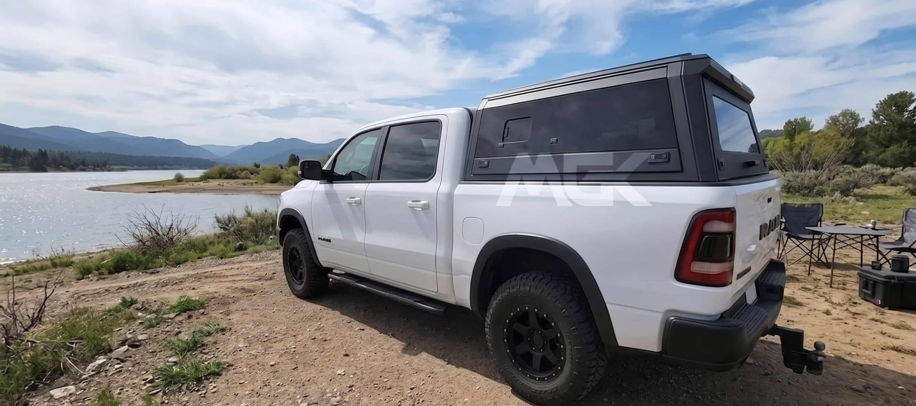 Aluminum canopy with windows